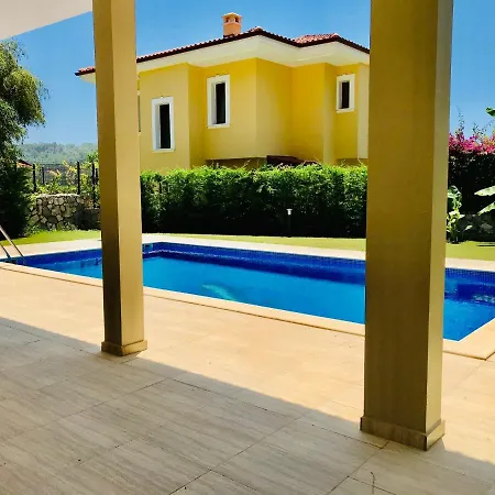 Goecek Begonvile 3+1 Villa No:2 Βίλα